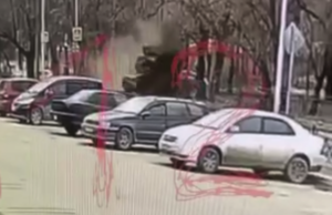 Гелендваген столкнулся с Тойотой и перевернулся в Хабаровске