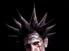 Ганвест снова вляпался, его оштрафовали за оскорбление общественной нравственности.