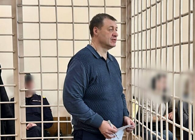 Обвинение запросило для бывшего замгубернатора Курской области Алексея Дедова 19 лет колонии строгог