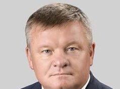 Вице-губернатор Саратовской области Михаил Исаев попал в ДТП.