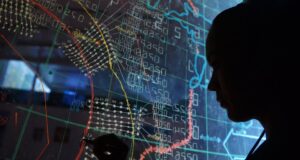 Военнослужащая на командном пункте во время несения боевого дежурства зенитными ракетными дивизионами - РИА Новости, 1920, 22.03.2026