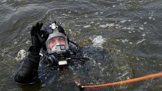 Водолаз - РИА Новости, 1920, 23.03.2026