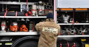 Сотрудник МЧС России - РИА Новости, 1920, 15.03.2026