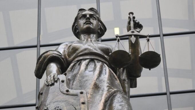 Статуя богини Фемиды - РИА Новости, 1920, 24.03.2026