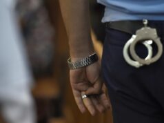 В Подмосковье серийного душителя, грабившего пожилых женщин, осудили на 22 года Сотрудник полиции - РИА Новости, 1920, 27.03.2026