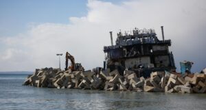 Демонтаж севшего на мель танкер Волгонефть-239 в Краснодарской крае - РИА Новости, 1920, 19.03.2026