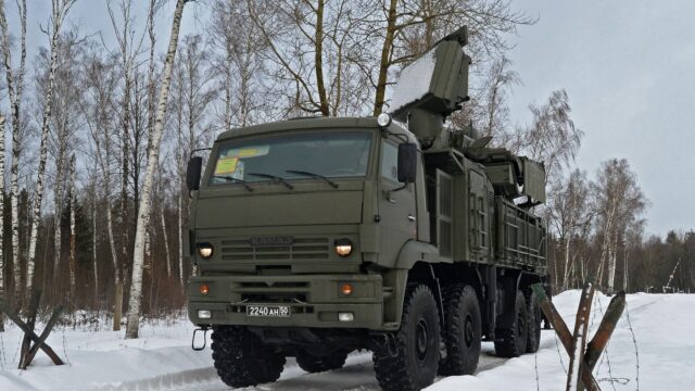 Самоходный зенитный ракетно-пушечный комплекс Панцирь-С1 - РИА Новости, 1920, 25.03.2026