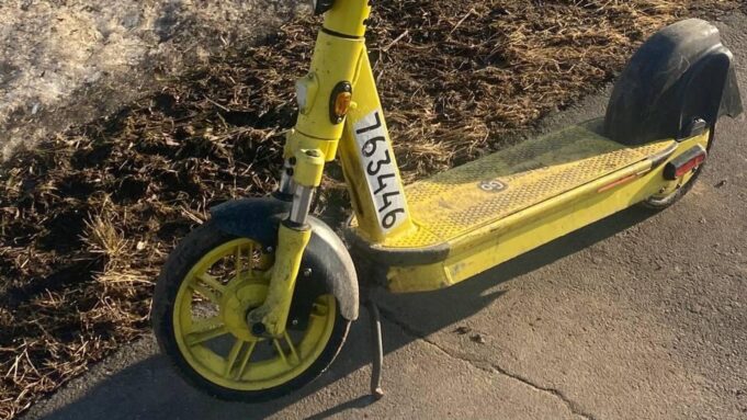 Волков: в Люберцах могут отказаться от электросамокатов из-за жалоб жителей Самокат в Москве - РИА Новости, 1920, 19.03.2026