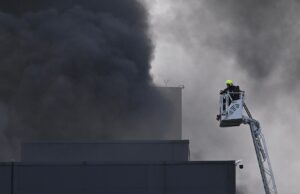 Пожар в бизнес-центре Turas в Москве - РИА Новости, 1920, 18.03.2026