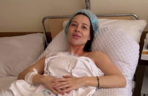 Блогер Лерчек, которой диагностировали рак, ослепла на правый глаз Блогер Валерия Чекалина (Лерчек) в больнице - РИА Новости, 1920, 23.03.2026