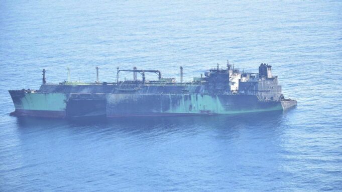 Российский танкер Arctic Metagaz, дрейфующий в международных водах Средиземного моря - РИА Новости, 1920, 26.03.2026