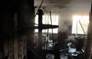 Последствия пожара в девятиэтажном жилом доме в центре Москвы - РИА Новости, 1920, 24.03.2026