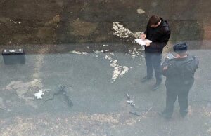 Сотрудники правоохранительных органов на месте стрельбы в челябинской школе - РИА Новости, 1920, 26.03.2026