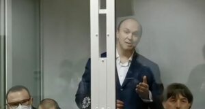 Константин Пискарев (Костя Большой) в Мособлсуде. Кадр видео - РИА Новости, 1920, 31.03.2026