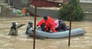 Эвакуация жителей во время обильных осадков в Махачкале - РИА Новости, 1920, 29.03.2026