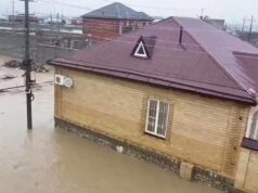 Подтопленная улица в поселке Новый Хушет под Махачкалой - РИА Новости, 1920, 28.03.2026