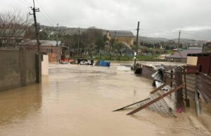 Подтопленная улица в Махачкале - РИА Новости, 1920, 29.03.2026