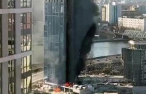 Пожар в строящемся ЖК Марк на набережной Марка Шагала в Москве - РИА Новости, 1920, 29.03.2026