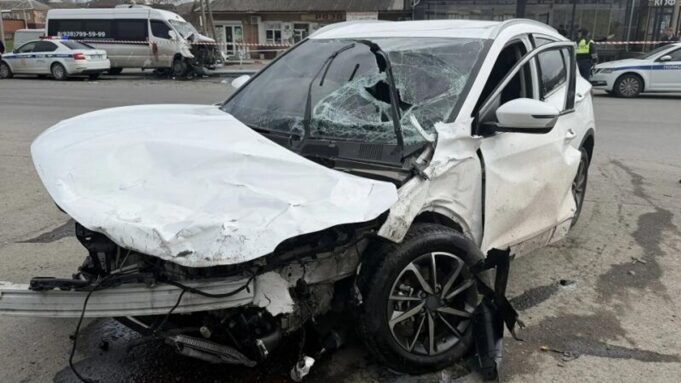 МВД: число пострадавших в ДТП с микроавтобусом в Ингушетии выросло до 14 человек Последствия ДТП с участием микроавтобуса в Ингушетии - РИА Новости, 1920, 30.03.2026