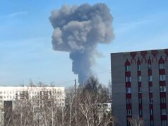 Дым на месте пожара на территории Нижнекамскнефтехима - РИА Новости, 1920, 31.03.2026