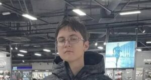 В Иркутске уже четвертый день ищут подростка. Он пропал по дороге в лицей