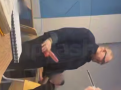 Препод отлупил студента розовым дилдо в Казани.