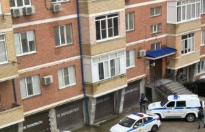 В Дагестане наркоман рухнул между пролетами в подъезде с 12-метровой высоты