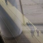 В Москве 14-летний зацепер сгорел заживо на крыше электрички.