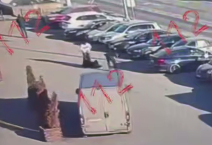 Чтобы «компенсировать» себе невыплаченную зарплату, рабочие похитили сына коммерсанта Чтобы «компенсировать» себе невыплаченную зарплату, рабочие похитили сына коммерсанта