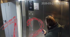 Житель Казани получил травмы ног из-за неисправности лифта в местном ЖК