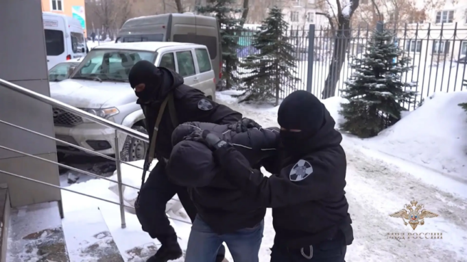 Задержаны участники группировки, которые подозреваются в грабежах, вымогательствах и кражах 99wuf1rwj2yb7ne4j1b7qo6dw7s78xzb