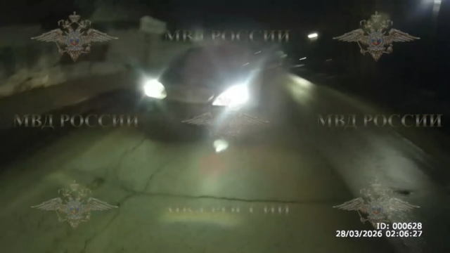 В Татарстане полицейский с риском для жизни остановил автомобиль правонарушителя sgrbqnahno8au8ccecy4bd43f292fcqi