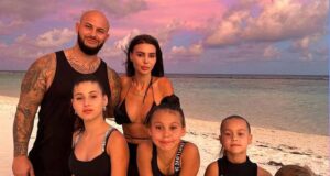 Джиган и Оксана Самойлова развелись после 13 лет брака.