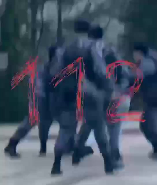 Мужчина ранил ножом сотрудника Росгвардии в Новой Москве.