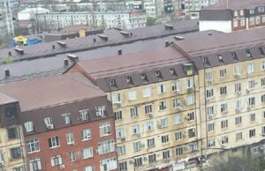 Многоквартирный дом обрушился в Махачкале из-за потопа.