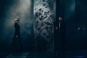 Артисты массово отравились на гастролях в театре Моссовета.