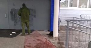 По факту убийства педагога в Пермском крае возбуждены сразу два уголовных дела. 17-летний Матвей дае