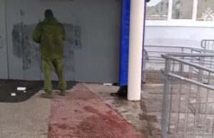 По факту убийства педагога в Пермском крае возбуждены сразу два уголовных дела. 17-летний Матвей дает показания по стать По факту убийства педагога в Пермском крае возбуждены сразу два уголовных дела. 17-летний Матвей дае
