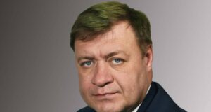 Суд назначил 17 лет колонии экс-заместителю губернатора Курской области Алексею Дедову по делу о хищ