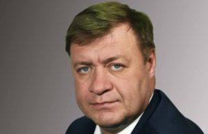 Суд назначил 17 лет колонии экс-заместителю губернатора Курской области Алексею Дедову по делу о хищ