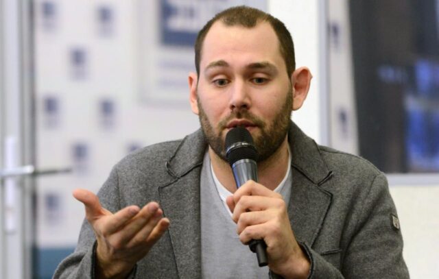 В отношении юмориста Семёна Слепакова* возбудили уголовное дело за нарушение порядка деятельности ин