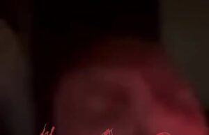 Буйные пассажиры, избившие таксиста и угнавшие его машину, признаны виновными.