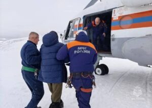 На кадрах спасение пропавших туристов на Камчатке. Двое человек погибли, ещё пять найдены с сильным