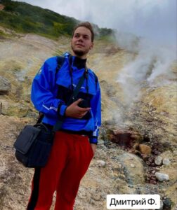 Конфликт между группами, отсутствие оборудования и суровая погода стали причинами гибели двух участн