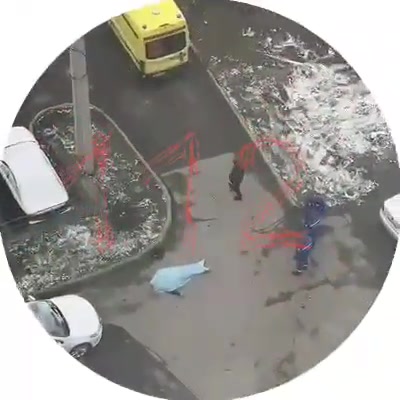 Убитого мужчину обнаружили под окнами жилого дома в Смоленске.