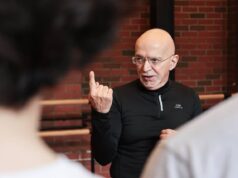 Итальянский актер Клаудио де Мальо госпитализирован с инсультом из ГИТИСа — источник .