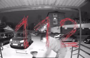 Неадекват избил подростка рожком для обуви в Красноярском крае.