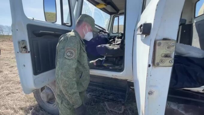 Правоохранители нашли машину Сергея Басалаева, который убил полицейского из автомата и ранил ещё трё