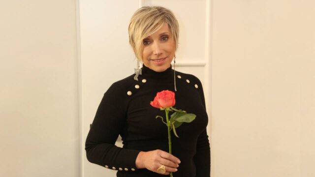 Заслуженной артистке РФ Елене Воробей стало плохо на съёмочной площадке.