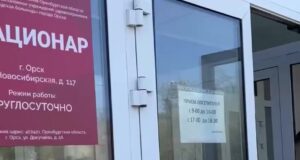 Опубликованы кадры из больницы, где лечатся двое полицейских, пострадавших после стрельбы в Оренбург